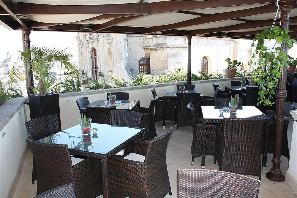 Suite Hotel Santa Chiara Lecce 4*,