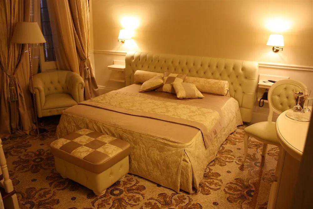 Suite Hotel Santa Chiara Lecce